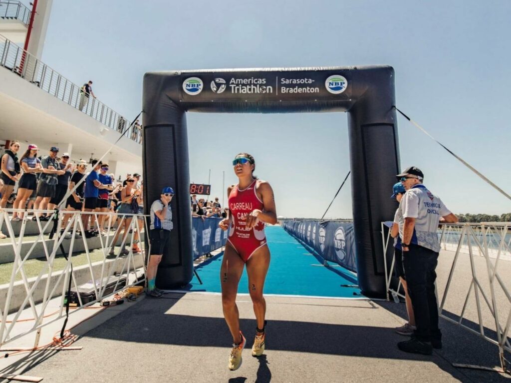 La Prairie : une triathlonienne se joint à une université du Colorado