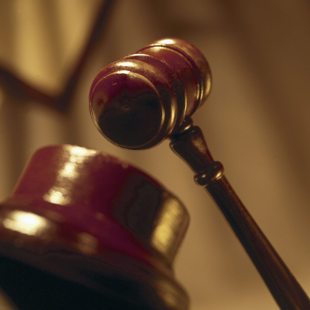 Trafic de stéroïdes : un policier résidant à La Prairie plaide coupable