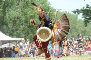 VIDÉOS ET PHOTOS – Le Pow wow dans toutes ses couleurs