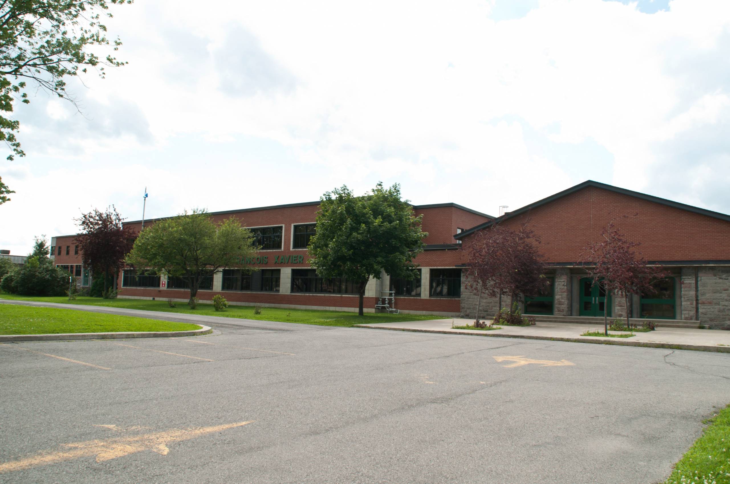 OPINION – Des écoles qui tombent comme des viaducs