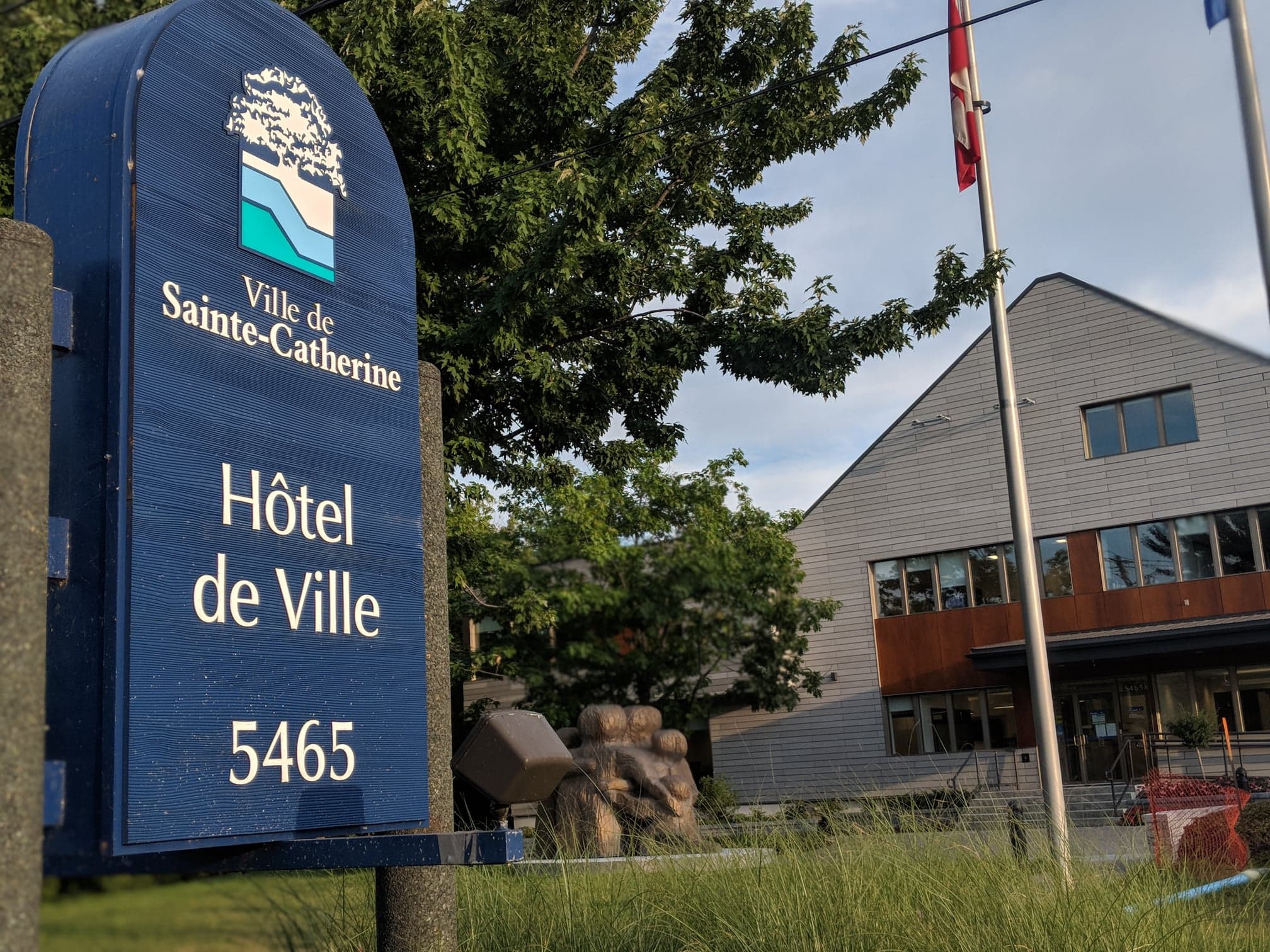 Hausse moyenne de 3,3% des taxes à Sainte-Catherine