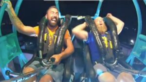 Un homme perd connaissance dans un manège