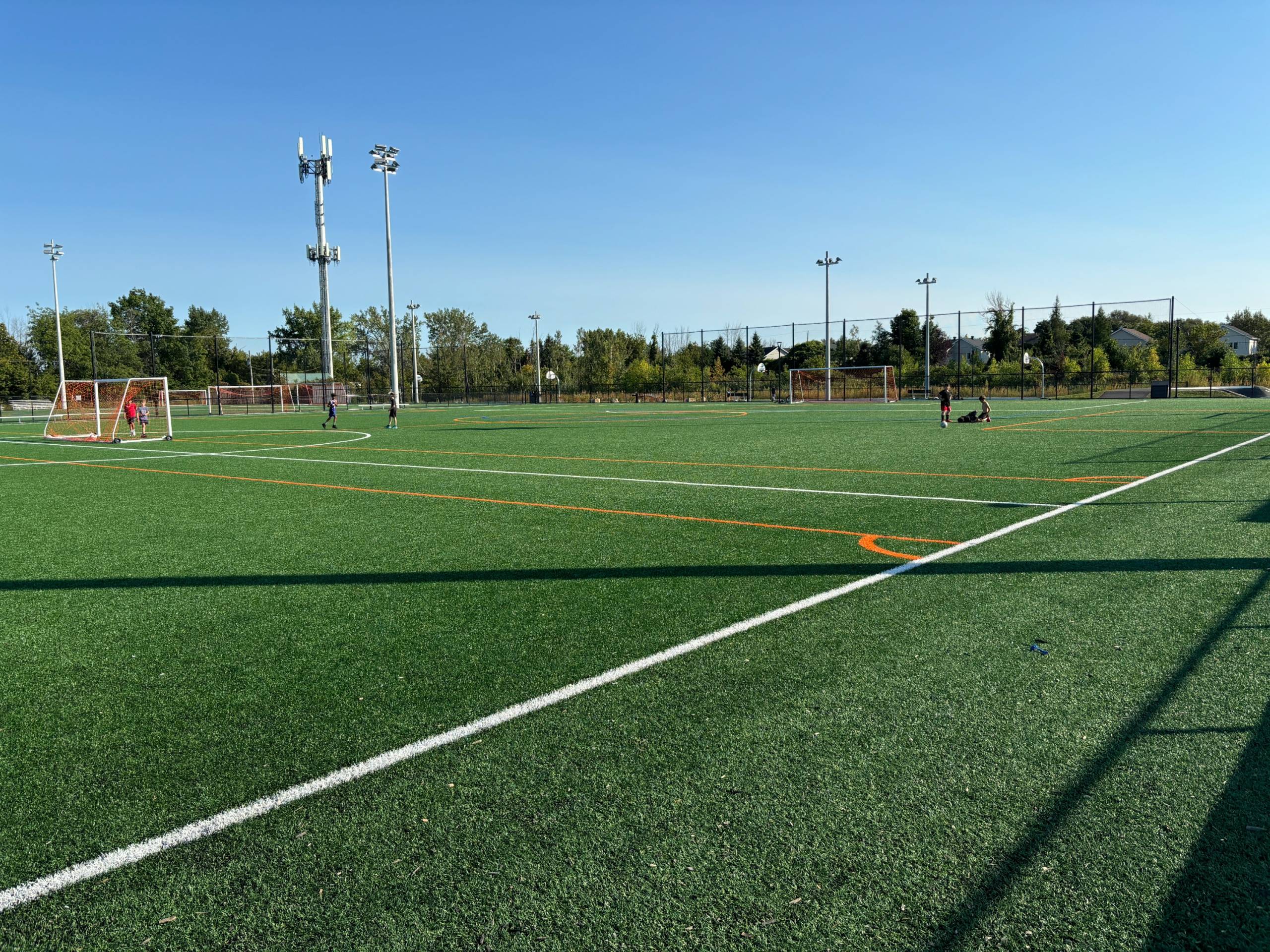 Pôle culturel et sportif de Saint-Constant : la Ville signe une entente pour la construction d’un dôme
