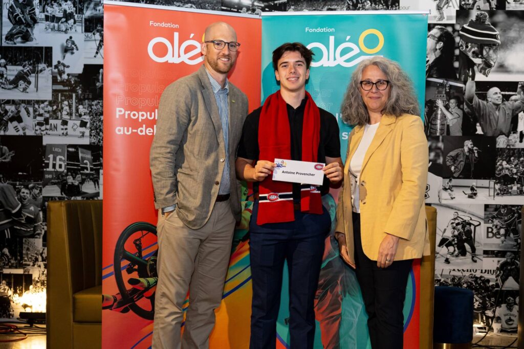 Conciliation études enrichies et hockey : la recette d’Antoine Provencher