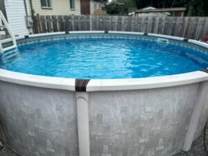 Réglementation sur les piscines résidentielles : Sainte-Catherine demande le report de la date limite