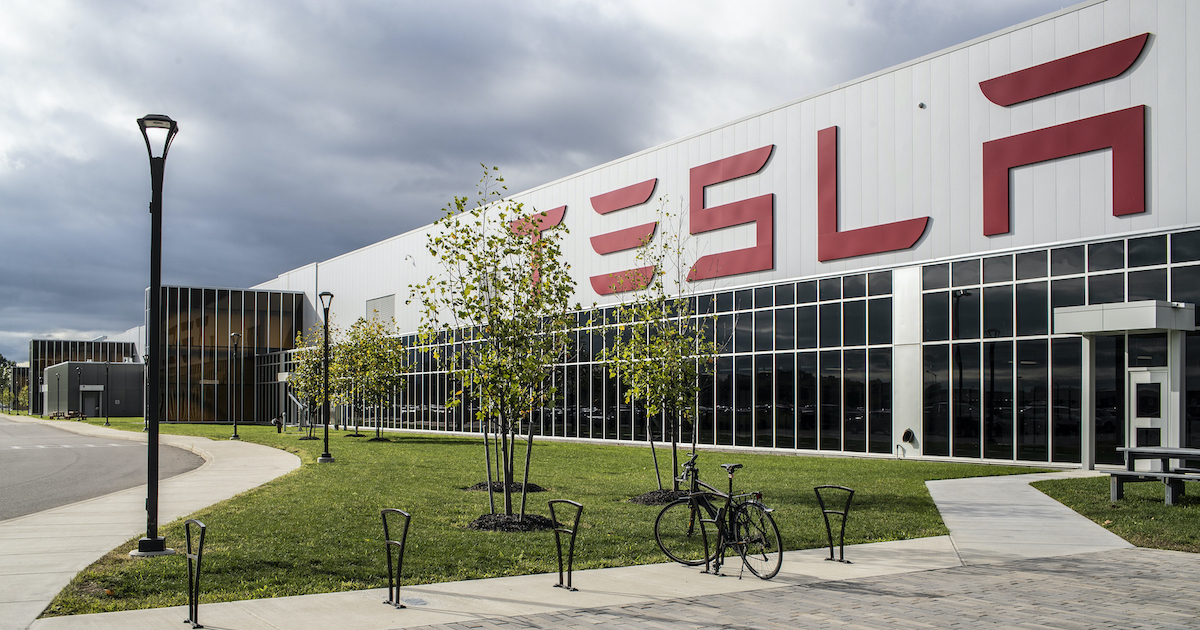 Tesla : cap sur les robotaxis et les robots tout court!
