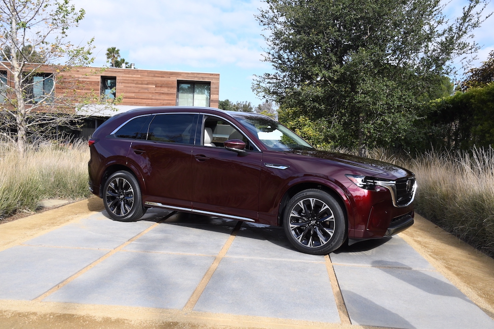 Des freins trop bruyants ? Un propriétaire de Mazda CX-90 2024 poursuit le constructeur