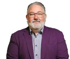 Ian Rajotte se présente comme un candidat de terrain