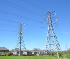 Entente sur le passage de lignes électriques en milieu agricole