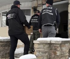 Stupéfiants : plus de 600 000 comprimés saisis à Châteauguay et Sainte-Catherine