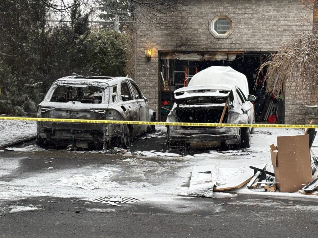 autos incendiées 52 avenue Augstin Candiac