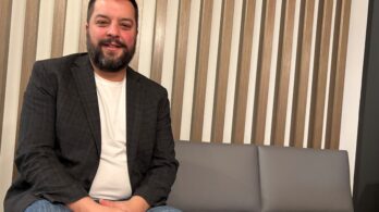 Départ du directeur du Partage : « Il faut croire aux licornes »