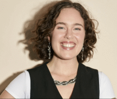 Une chanteuse de La Prairie à La Voix