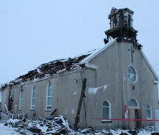 Église en feu à Saint-Mathieu : un choc pour le maire et la communauté