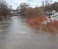 Sainte-Catherine : le niveau de la rivière Saint-Régis surveillé