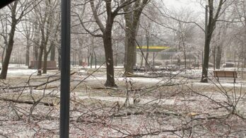 Situation «potentiellement critique» de pluie verglaçante attendue