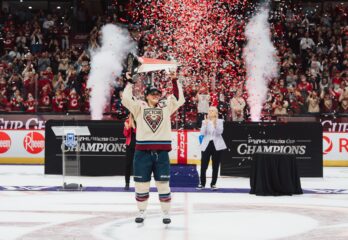 Marie-Philip Poulin soulève la Victoire