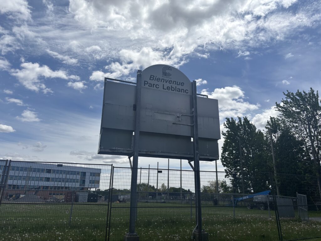 démolition terrain baseball parc leblanc